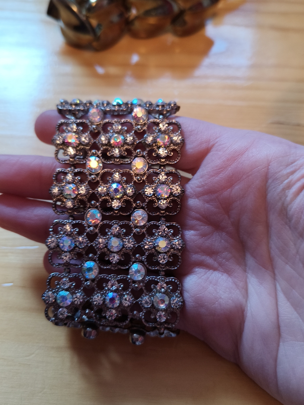 5 Pk - Elastic Costume Jewelry Bracelets